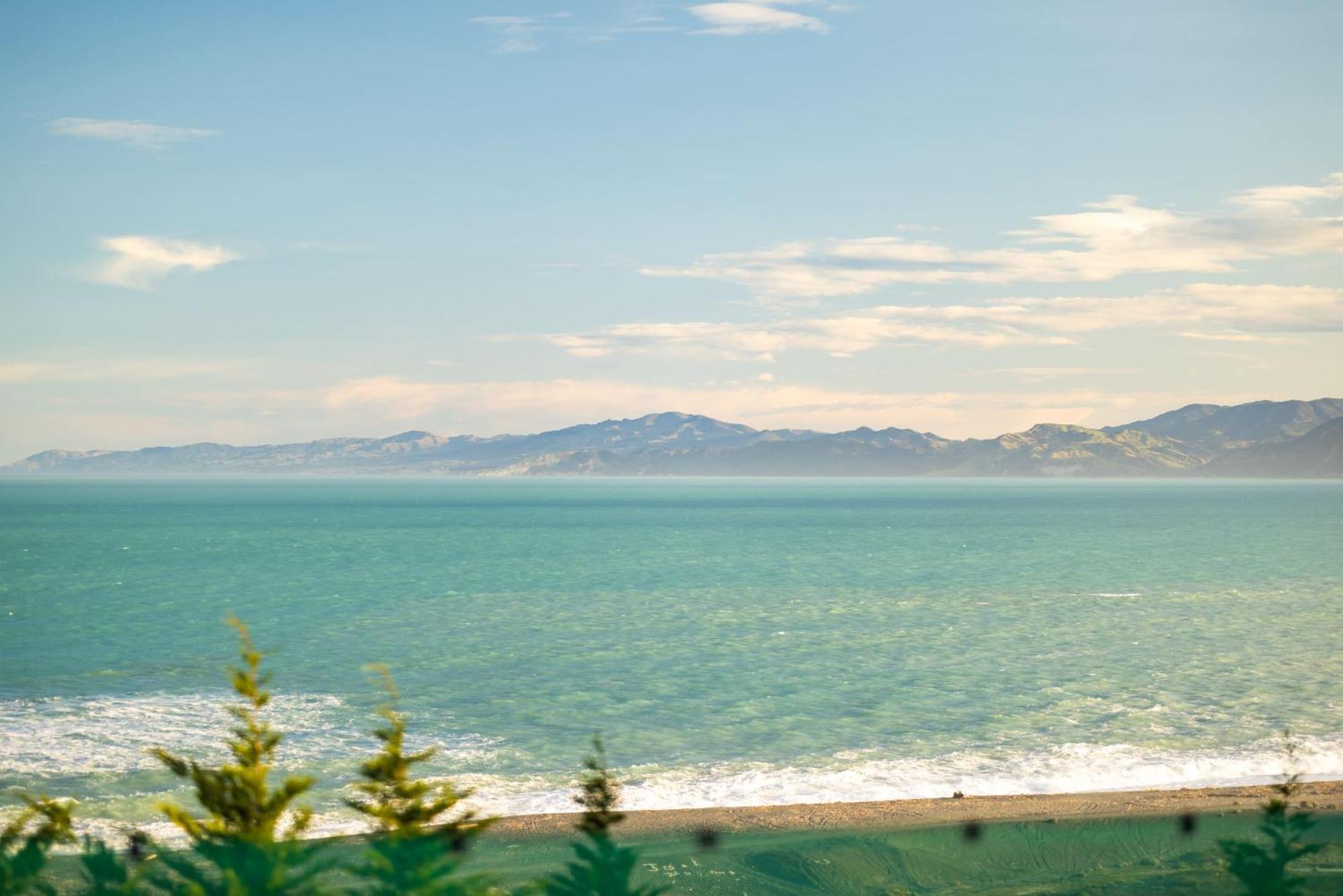 Ocean & Mountain Views - Kaikoura Villa Exterior photo